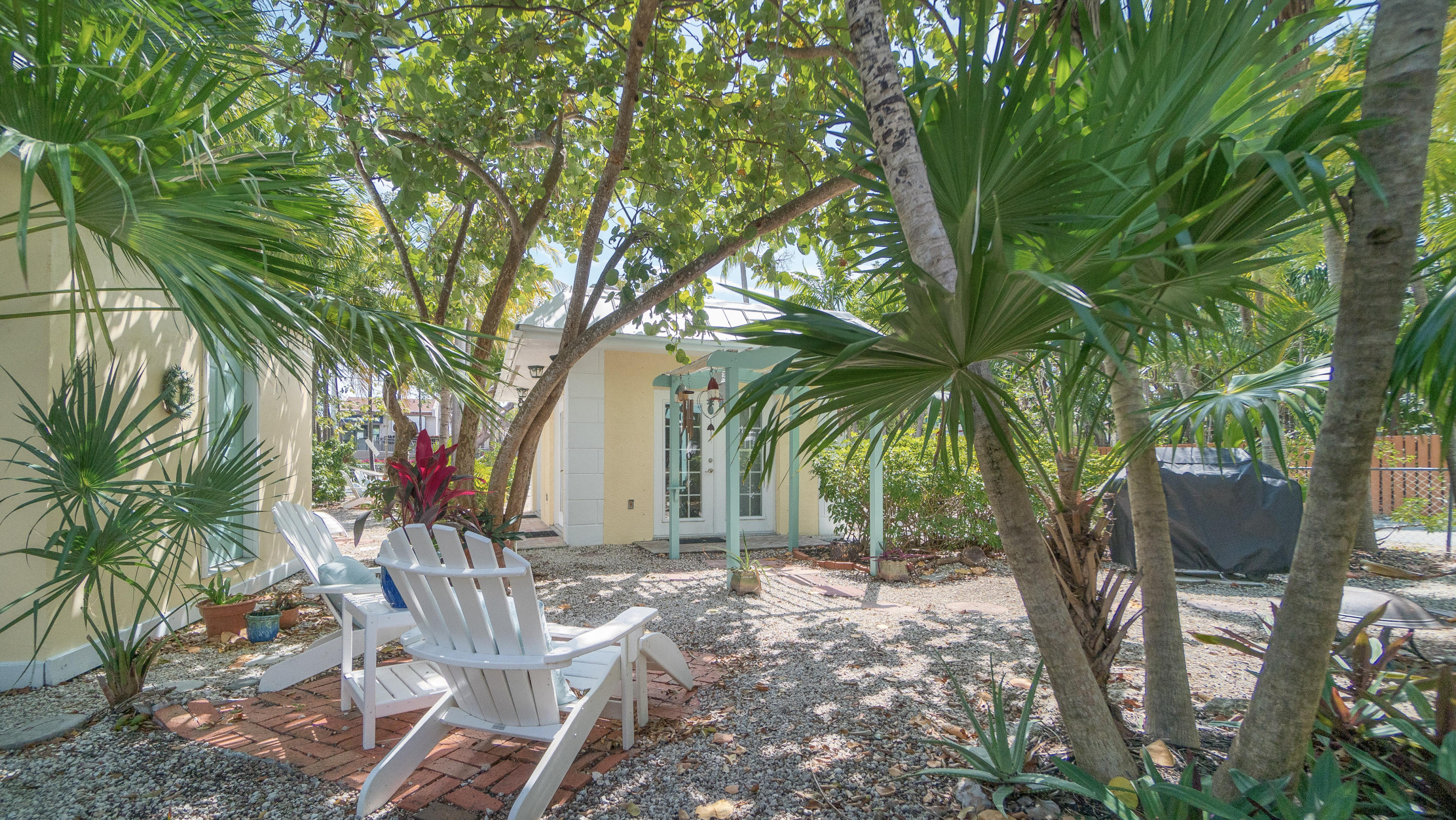 118 Poinsetta Drive Key Largo, FL 33037 - Photo 24 of 50 Don't Miss This Charming Home!