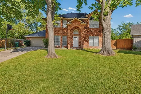 $475,000 | 2505 Classic Court West, Bedford, TX 76021