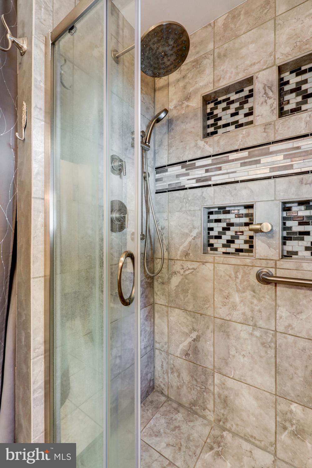 912 Perry Road Lititz, PA 17543 - Photo 28 of 50 a bathroom with a shower