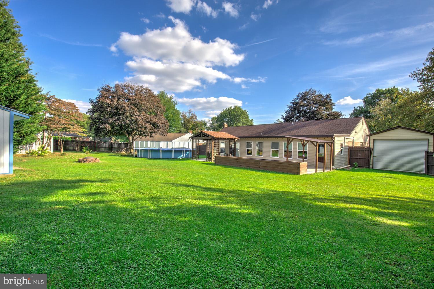 912 Perry Road Lititz, PA 17543 - Photo 46 of 50 a view of a big yard of front a house