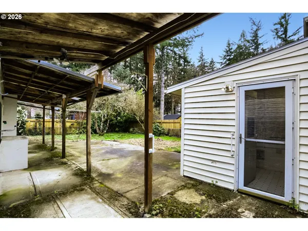$300,000 | 3117 Southeast 157th Avenue, Portland, OR 97236