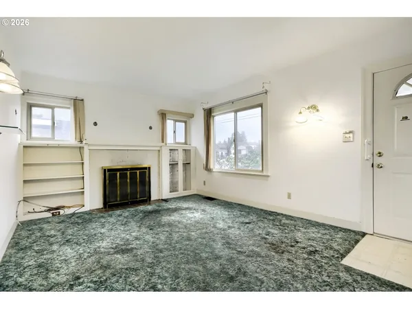 $300,000 | 3117 Southeast 157th Avenue, Portland, OR 97236