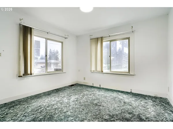 $300,000 | 3117 Southeast 157th Avenue, Portland, OR 97236