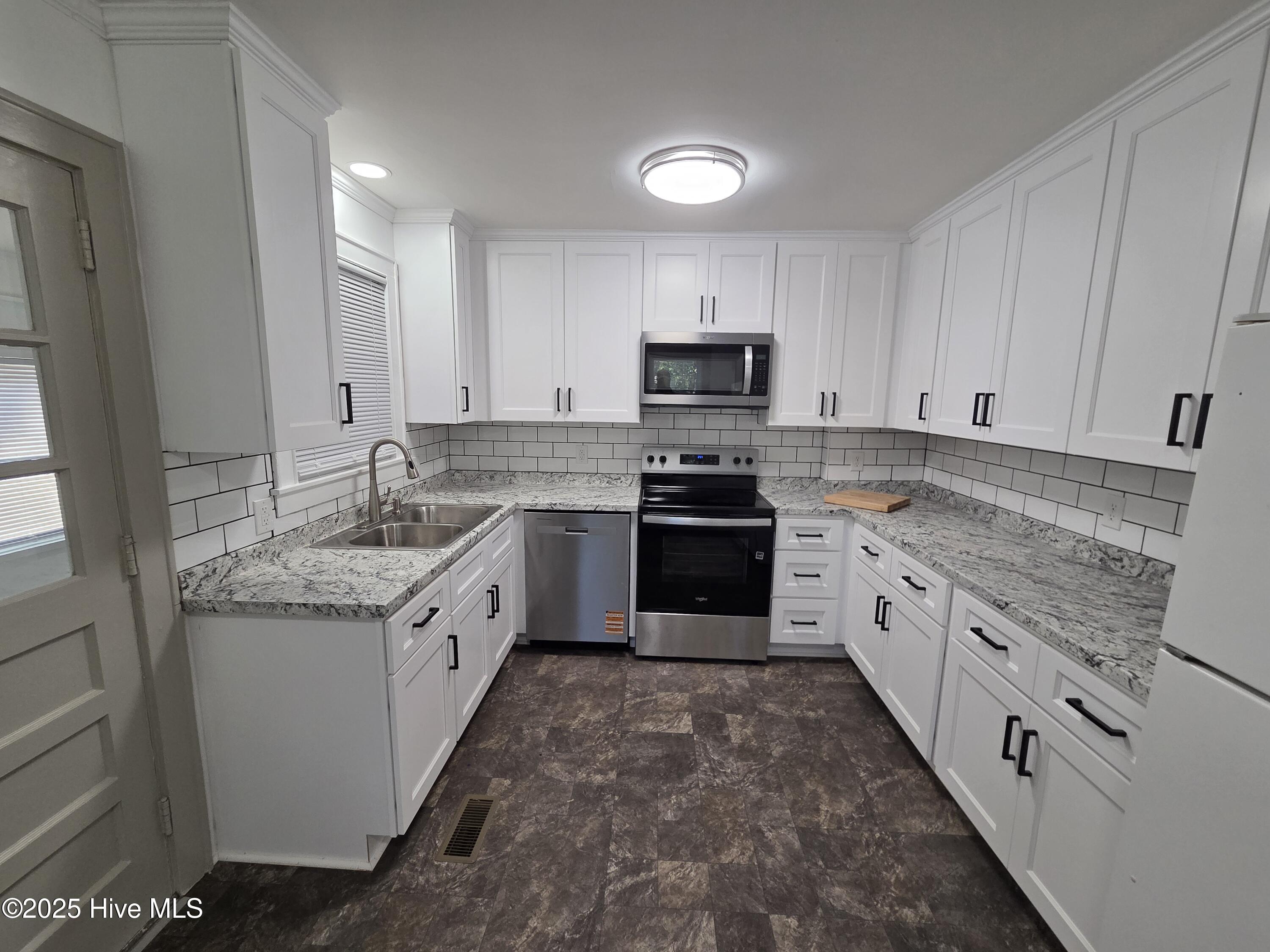 1012 Walnut Lane Rockingham, NC 28379 - Photo 11 of 20 760