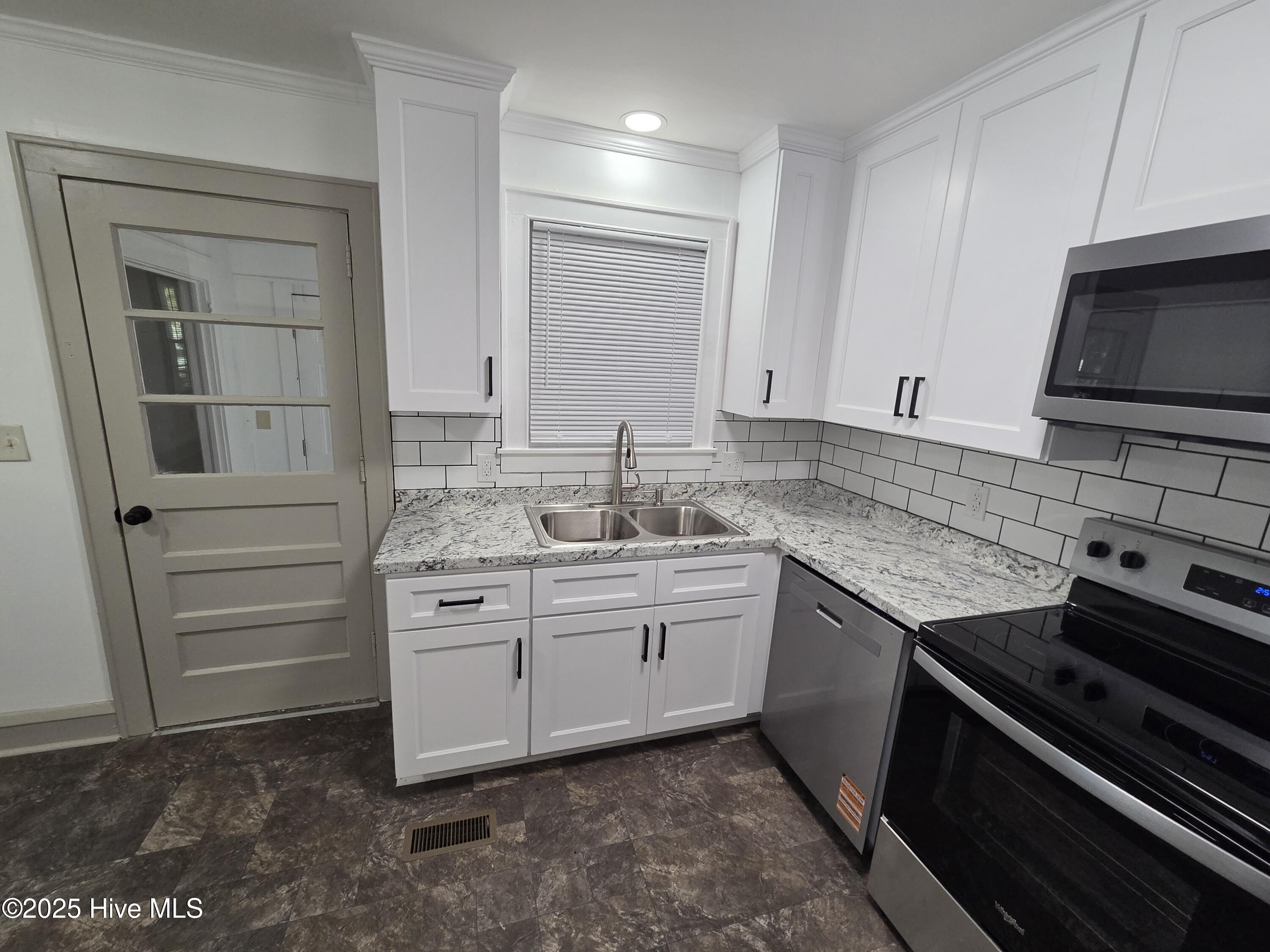 1012 Walnut Lane Rockingham, NC 28379 - Photo 12 of 20 762