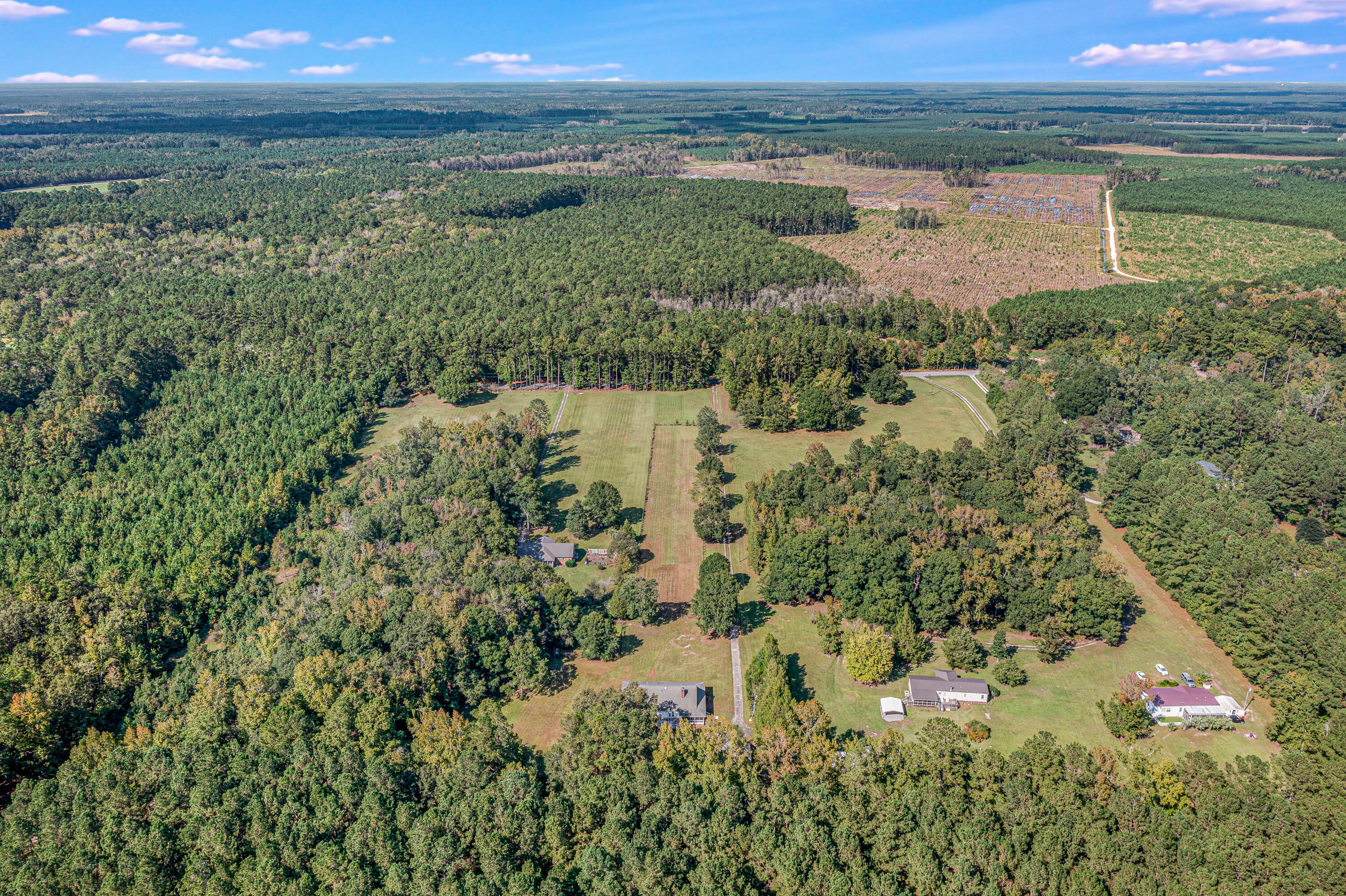 643 Whippoorwill Lane Ridgeville, SC 29472 - Photo 33 of 37 643WhippoorwillLn.MoodyBrandingBoutique-
