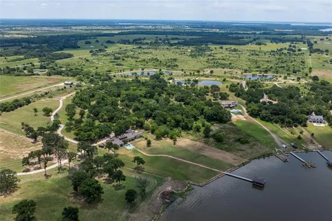 a view of a garden with an ocean