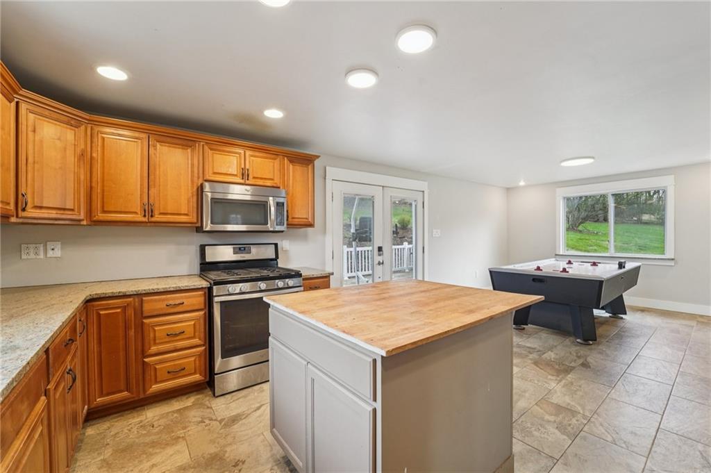 6012 Cunningham Road Gibsonia, PA 15044 - Photo 8 of 26