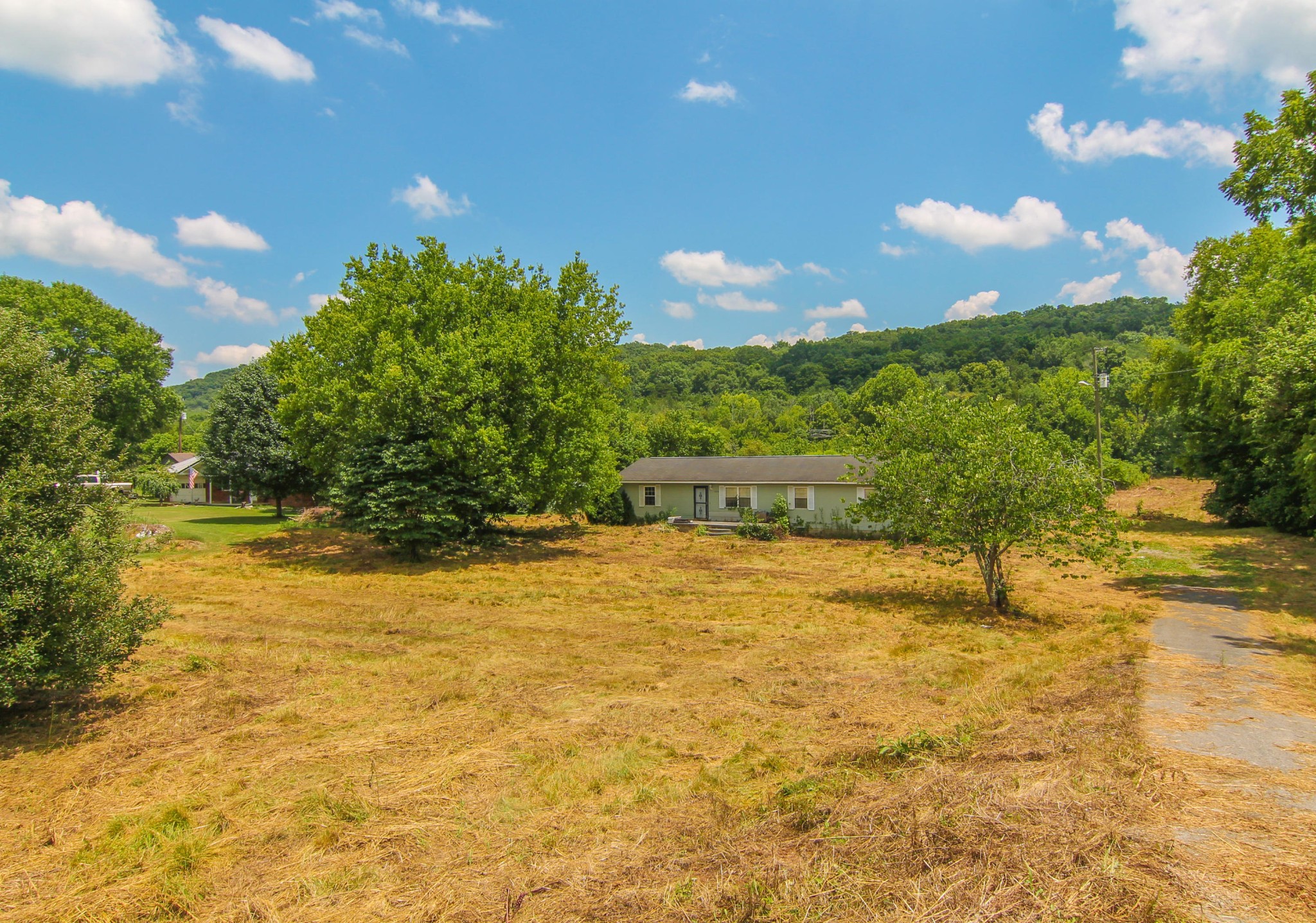 2854 Rutledge Pike Blaine, TN 37709 - Photo 1 of 27 Gallery Image 1