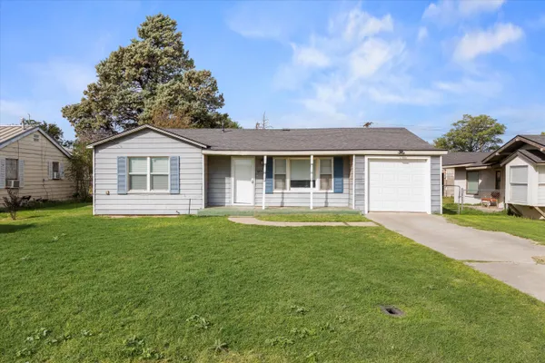 $170,000 | 603 Locust Street, Idalou, TX 79329