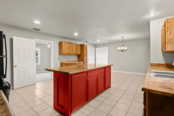 $170,000 | 603 Locust Street, Idalou, TX 79329