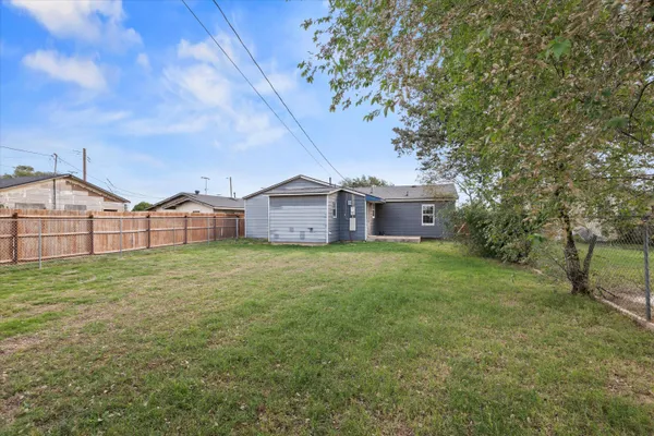 $170,000 | 603 Locust Street, Idalou, TX 79329
