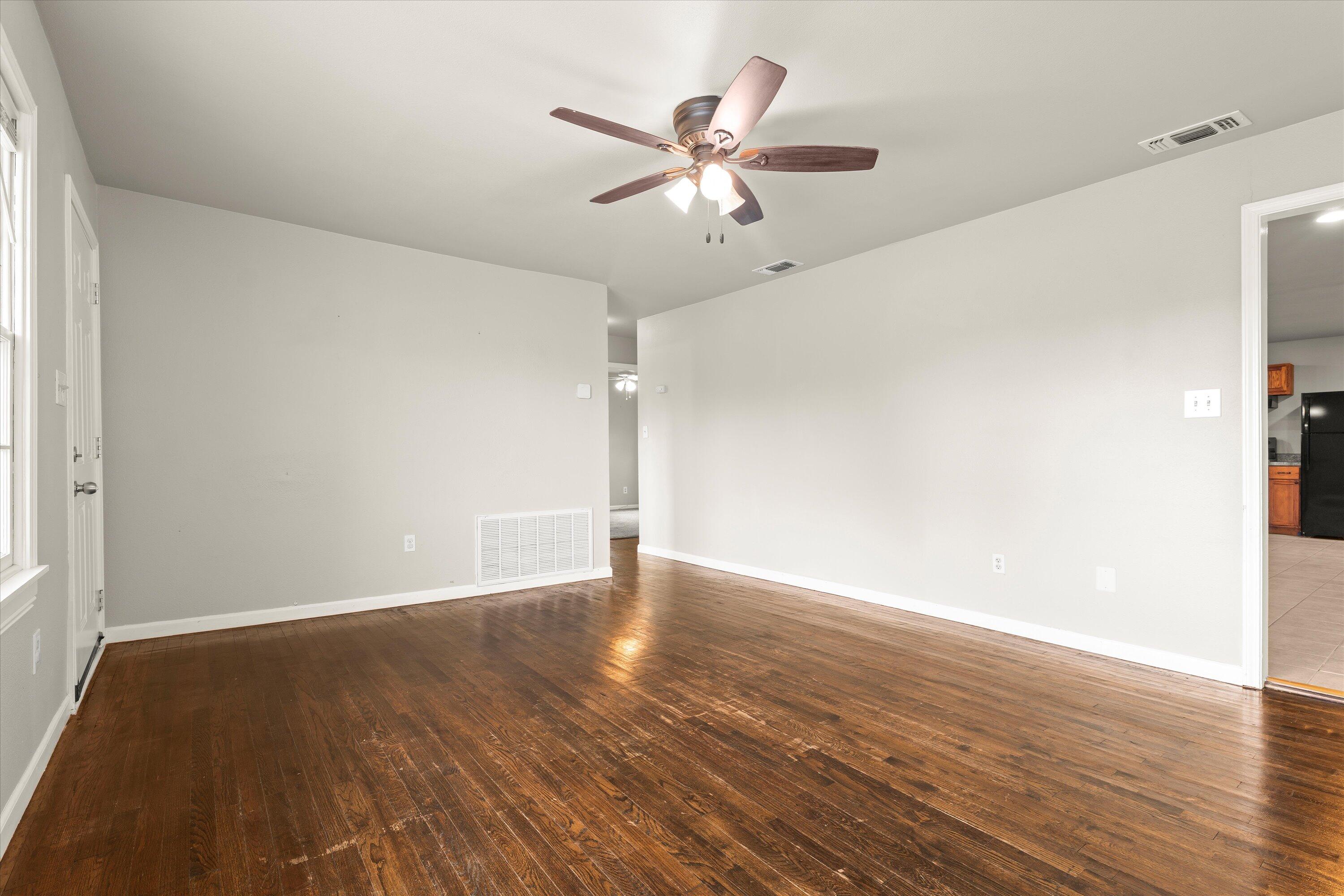 603 Locust Street Idalou, TX 79329 - Photo 6 of 28 06-603 Locust St