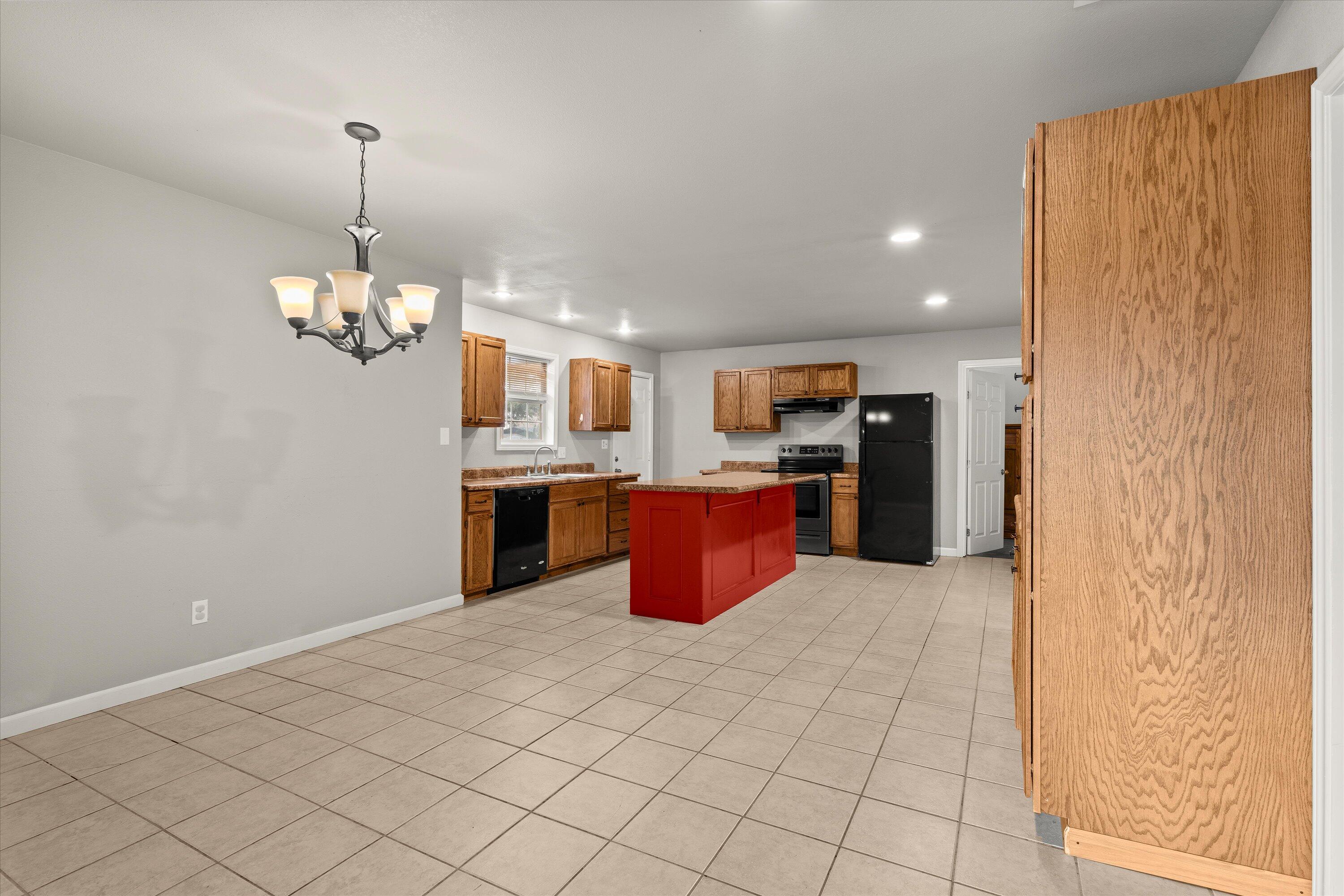 603 Locust Street Idalou, TX 79329 - Photo 9 of 28 09-603 Locust St