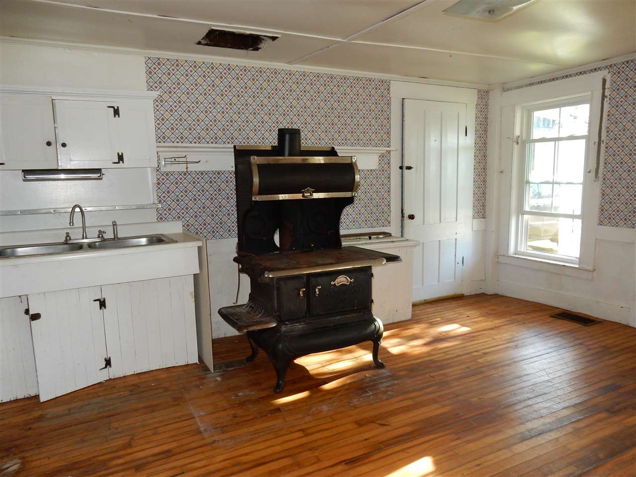 6376 Vermont Rte 111 Morgan, VT 05853 - Photo 4 of 29 Gallery Image 4
