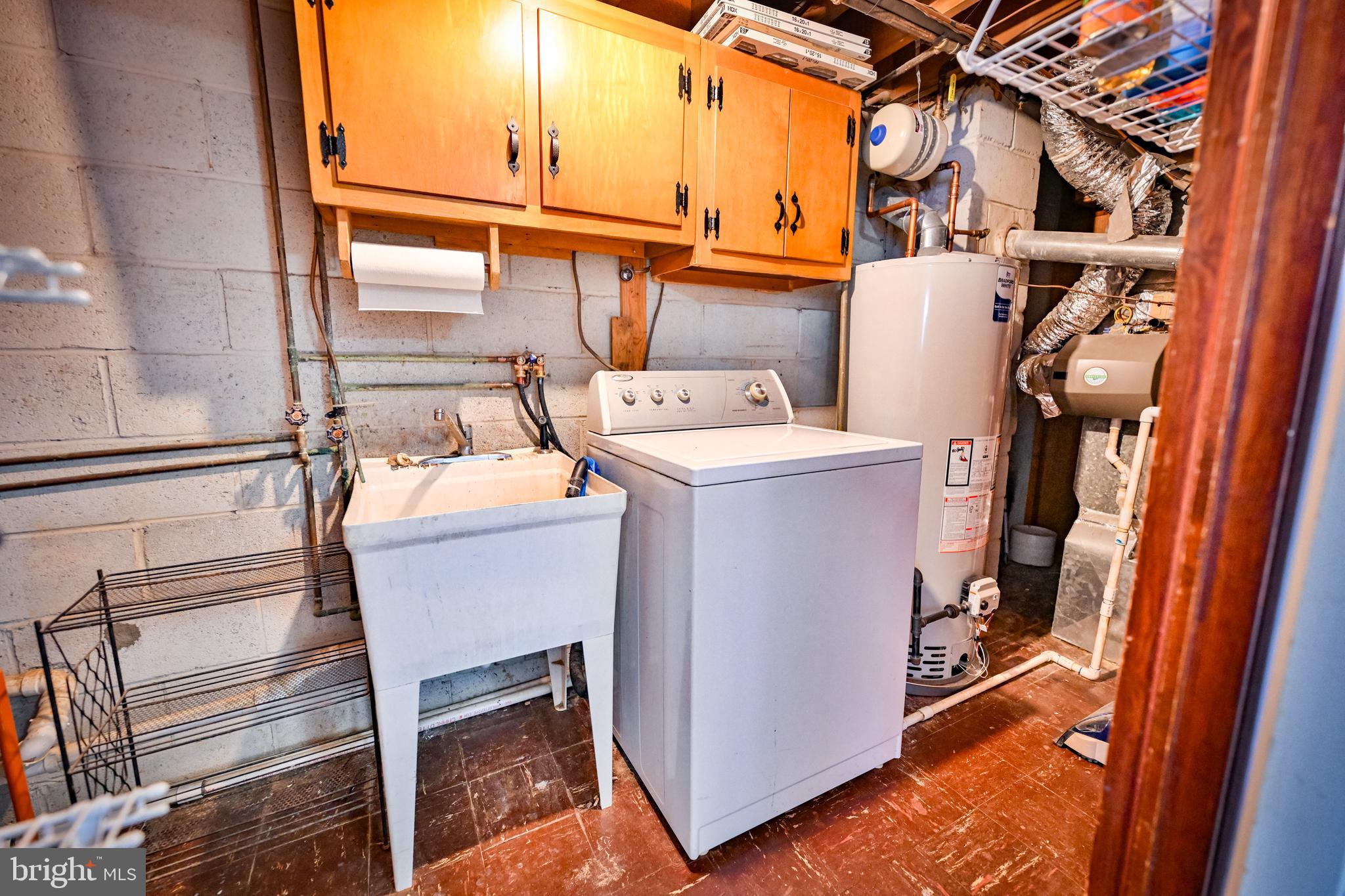 1041 Winsford Road Baltimore, MD 21204 - Photo 24 of 37