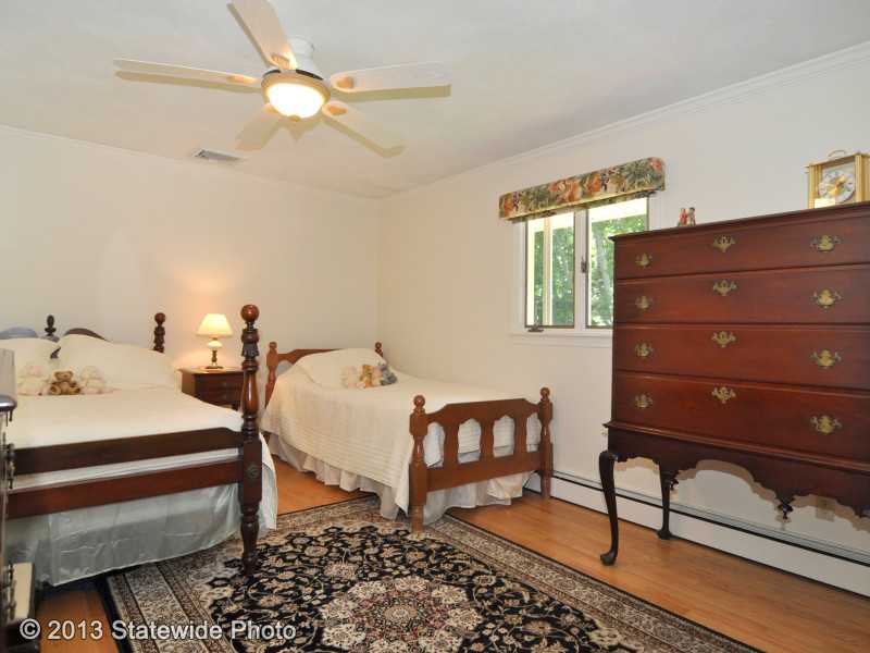 926 Middlebridge Road South Kingstown, RI 02879 - Photo 22 of 25 Bedroom.