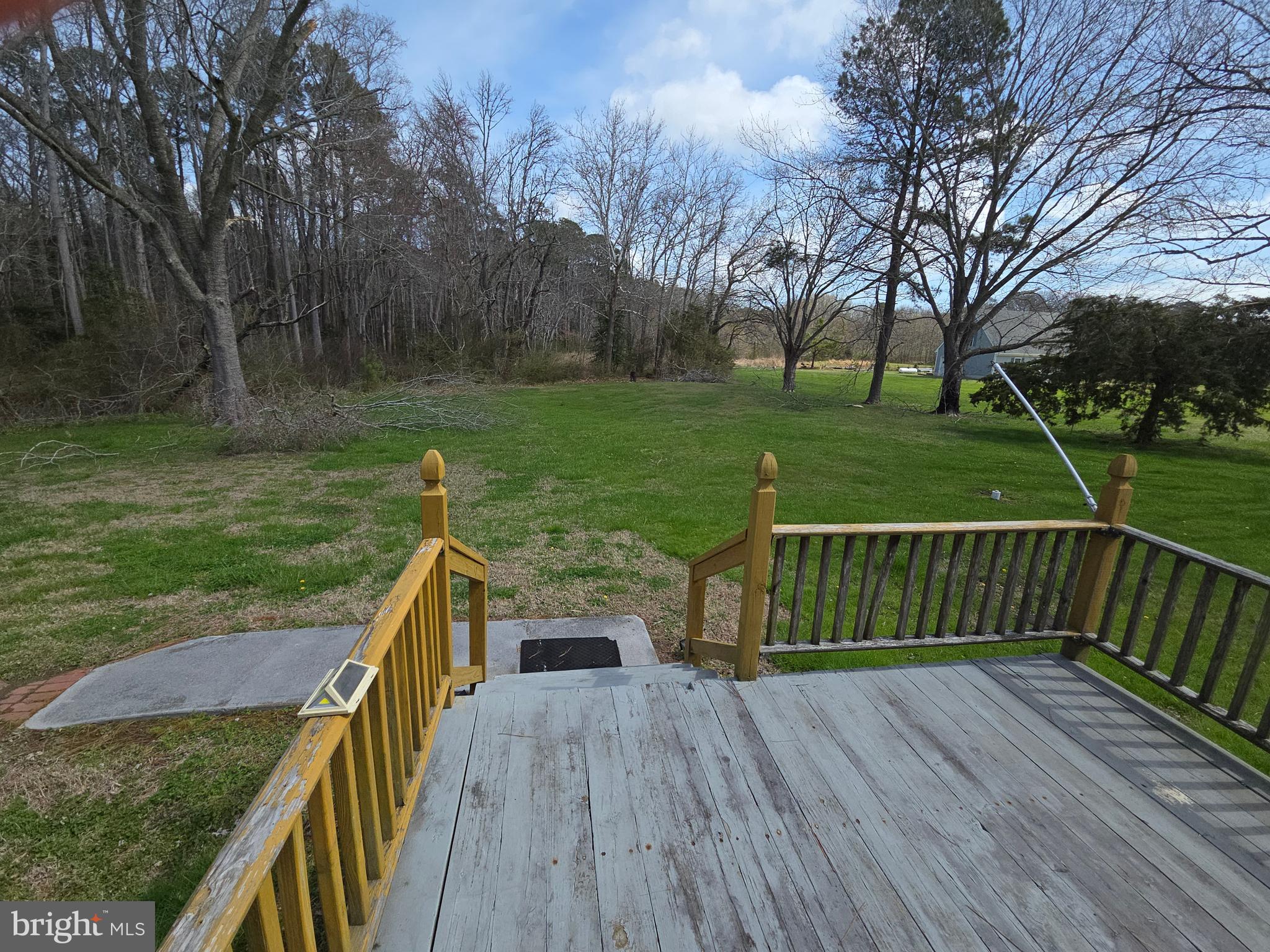6945 Cherrix Road Girdletree, MD 21829 - Photo 13 of 20 rear deck