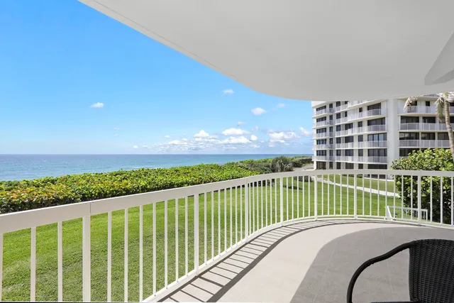 $22,500 | 3300 South Ocean Boulevard, Unit 202S, Palm Beach, FL 33480