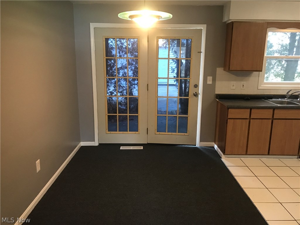 1910 Stepney Street Niles, OH 44446 - Photo 8 of 35