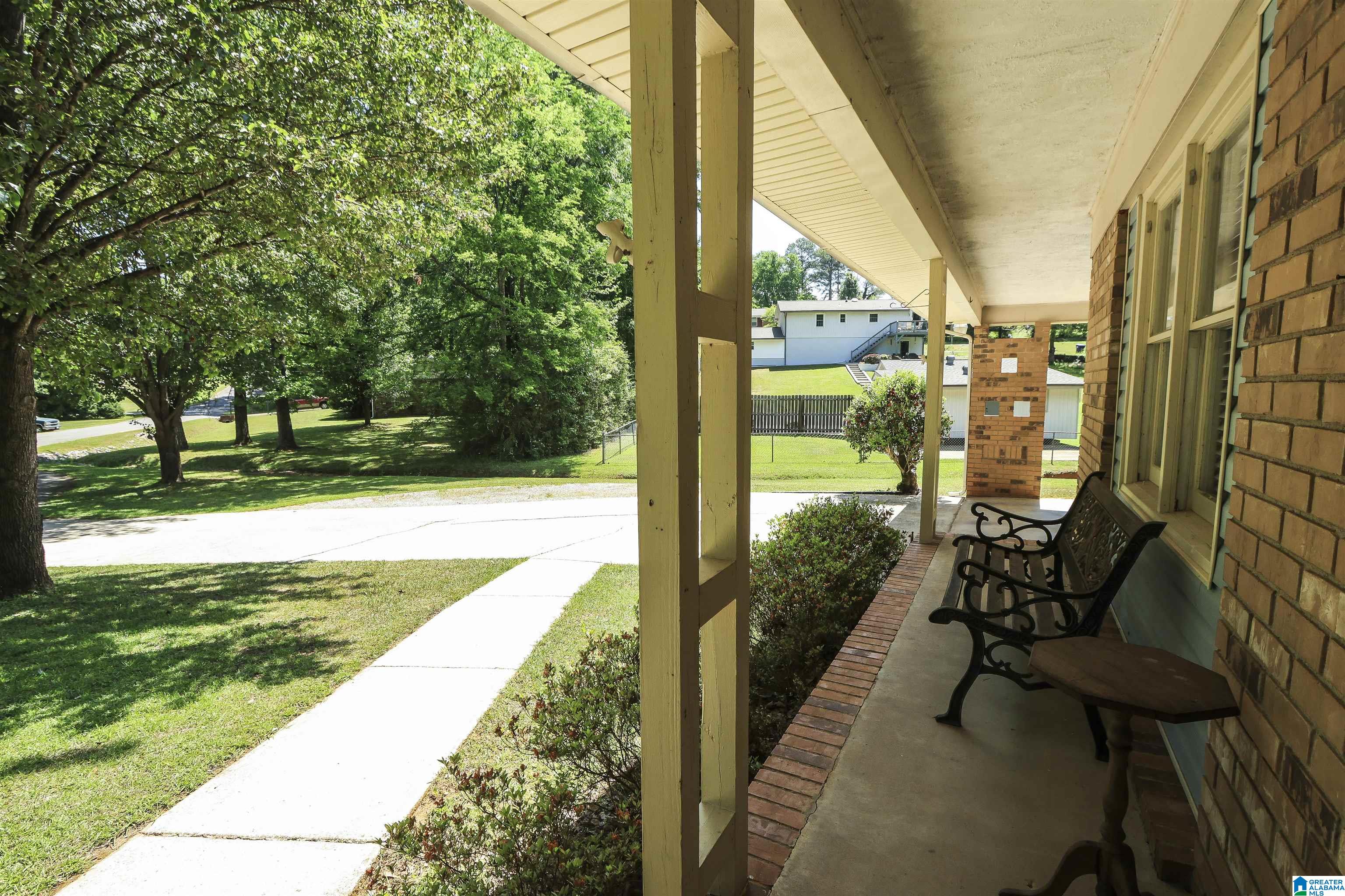 119 Carriage Road Anniston, AL 36206 - Photo 2 of 70 Gallery Image 2