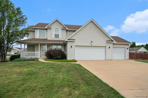 $364,900 | 6320 Ruidoso Drive, Saginaw, MI 48603