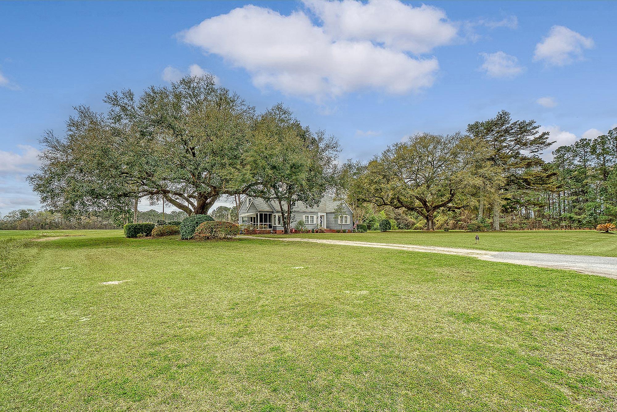 3919 Vance Road Holly Hill, SC 29059 - Photo 3 of 51 01 f3