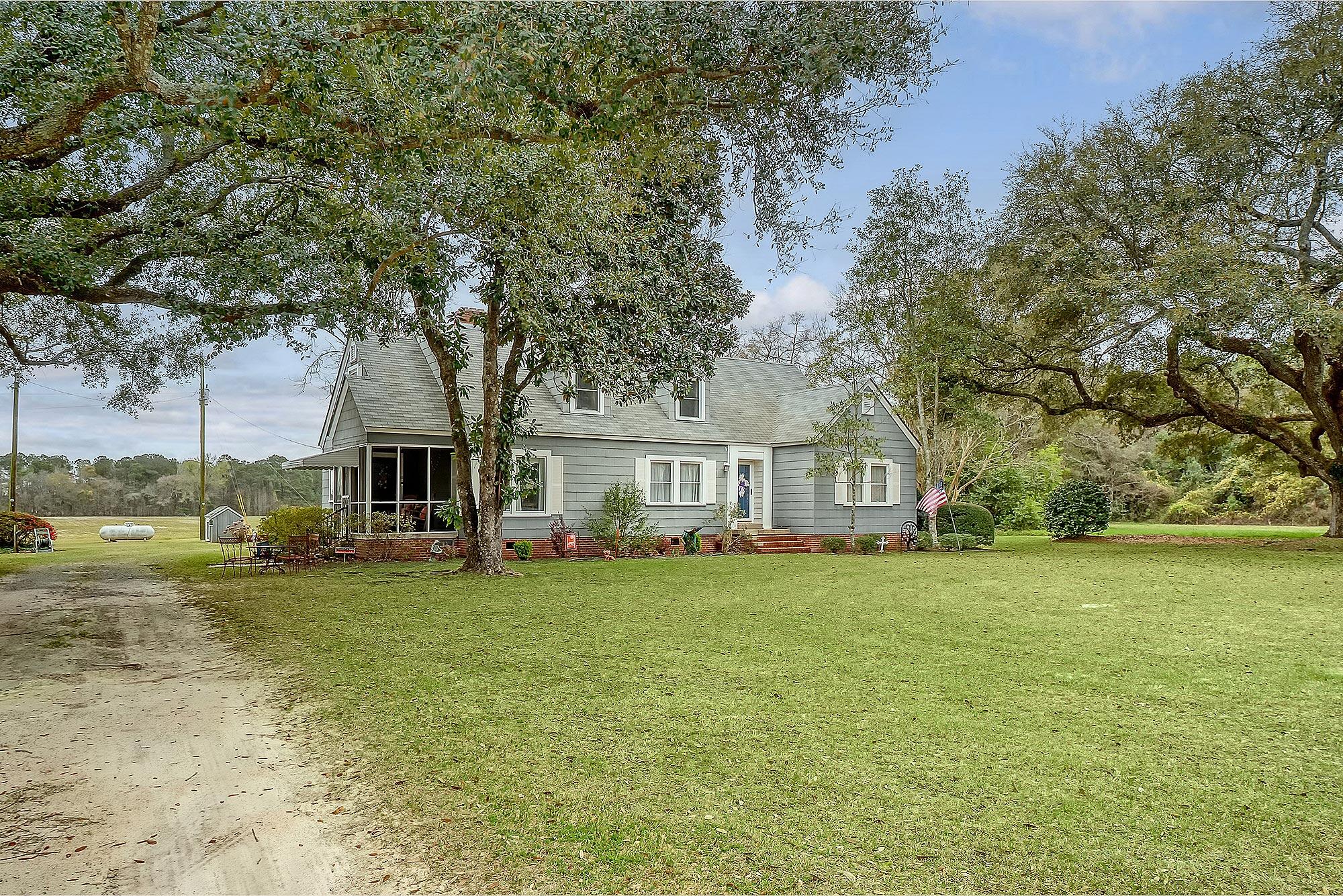 3919 Vance Road Holly Hill, SC 29059 - Photo 4 of 51 01 f4