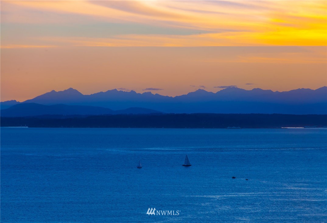 2201 3rd Avenue, Unit 2304 Seattle, WA 98121 - Photo 24 of 25