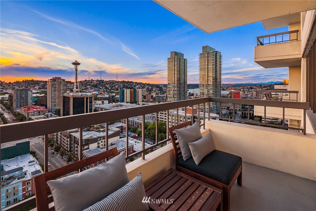 2201 3rd Avenue, Unit 2304 Seattle, WA 98121 - Photo 5 of 25