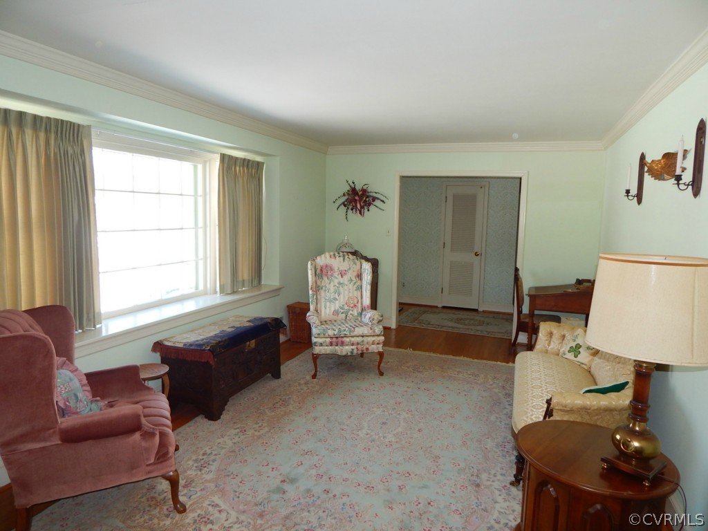 4880 Burnham Road North Chesterfield, VA 23234 - Photo 3 of 20 a living room with furniture and a window