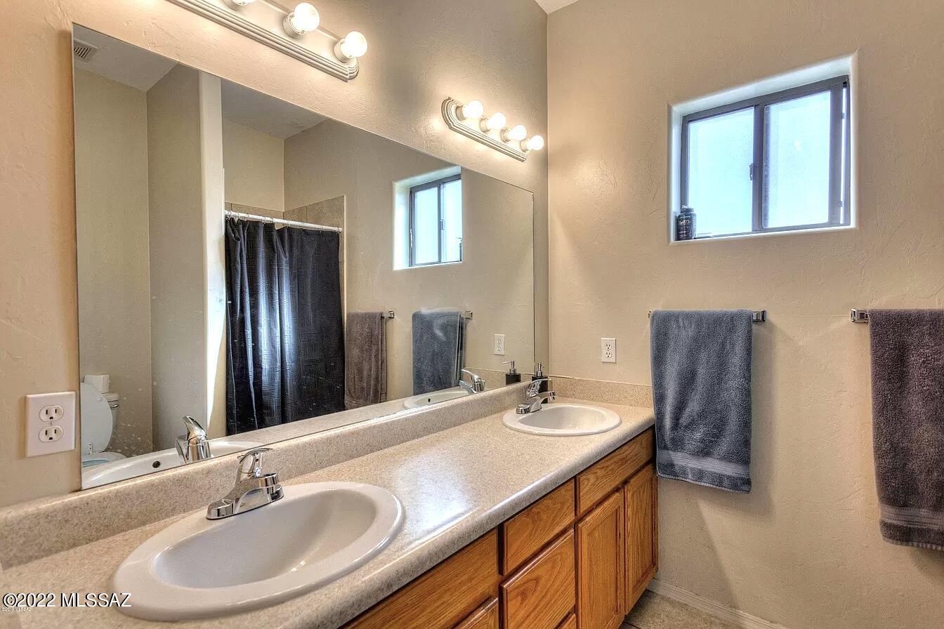 463 Tapiz Court Rio Rico, AZ 85648 - Photo 10 of 15