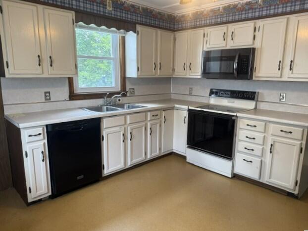 45 Cushman Road Winslow, ME 04901 - Photo 2 of 29 Kitchen
