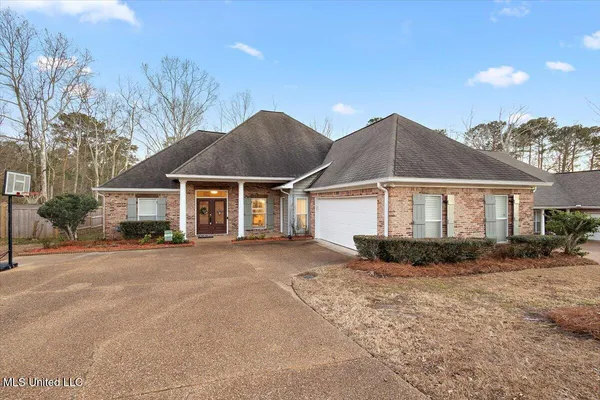 $350,000 | 707 Highland Place, Brandon, MS 39047