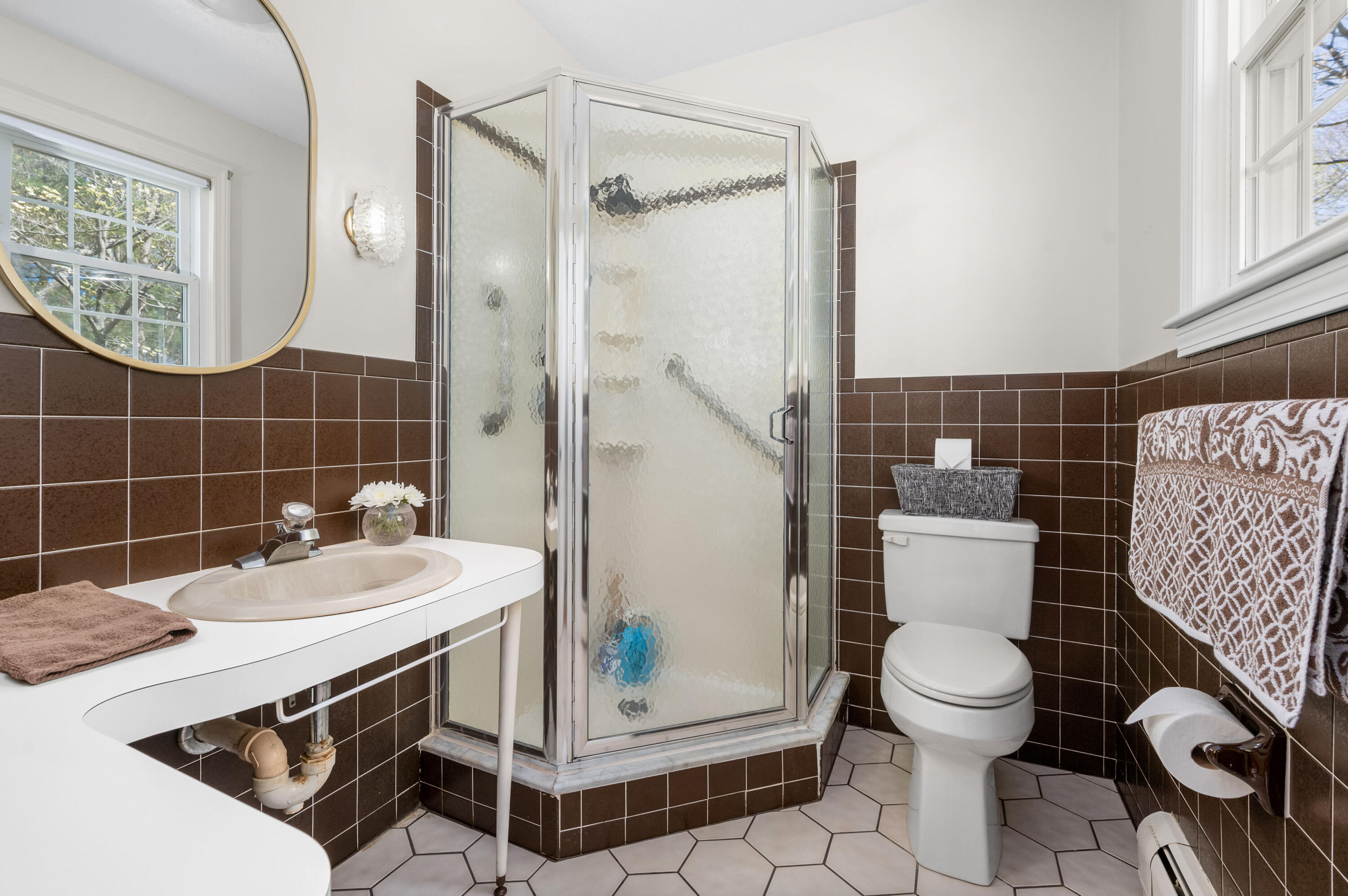 32 Dorcas Drive Barnstable, MA 02630 - Photo 25 of 39 Primary Bath