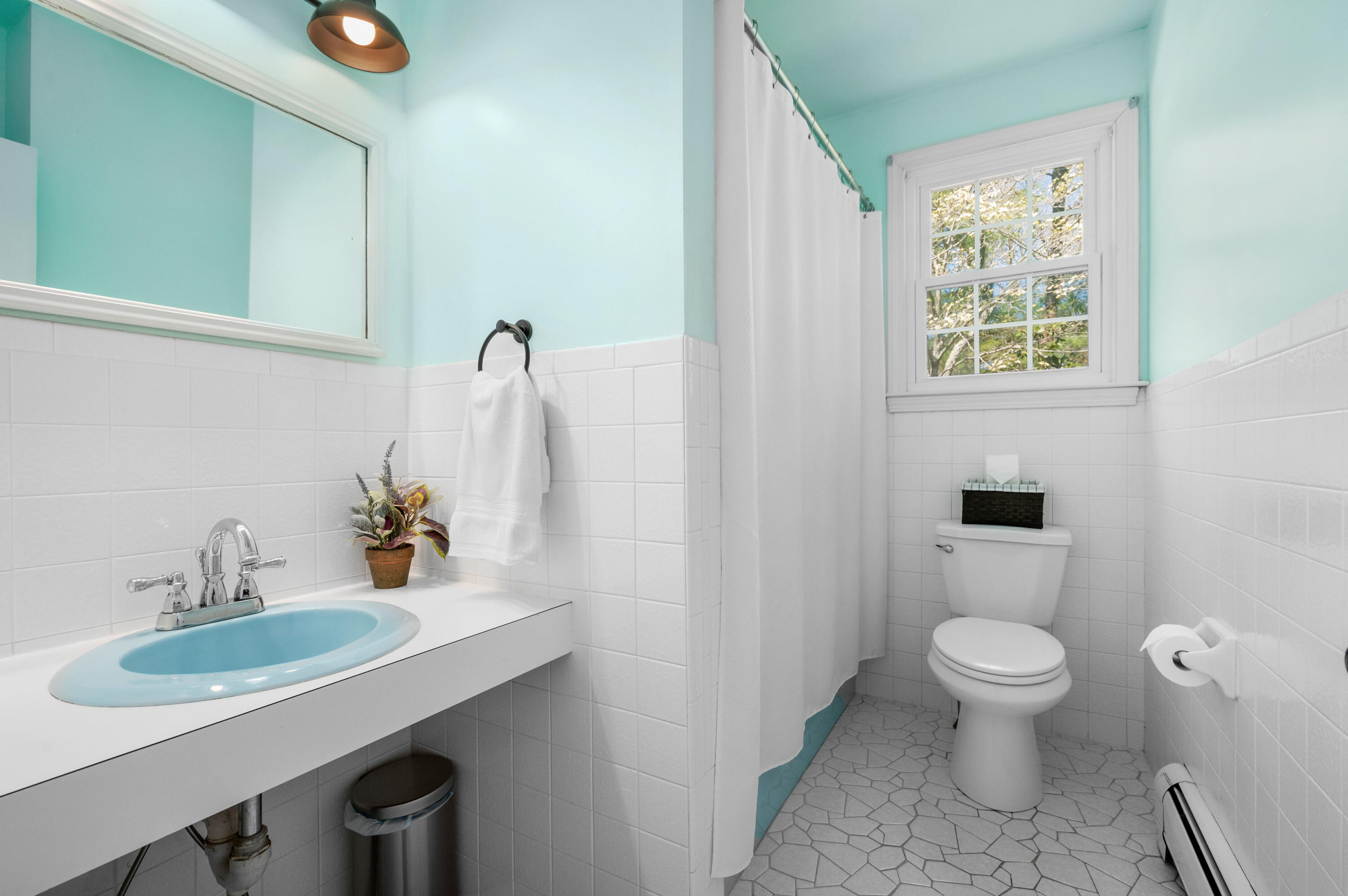 32 Dorcas Drive Barnstable, MA 02630 - Photo 28 of 39 1st Floor Full Bath