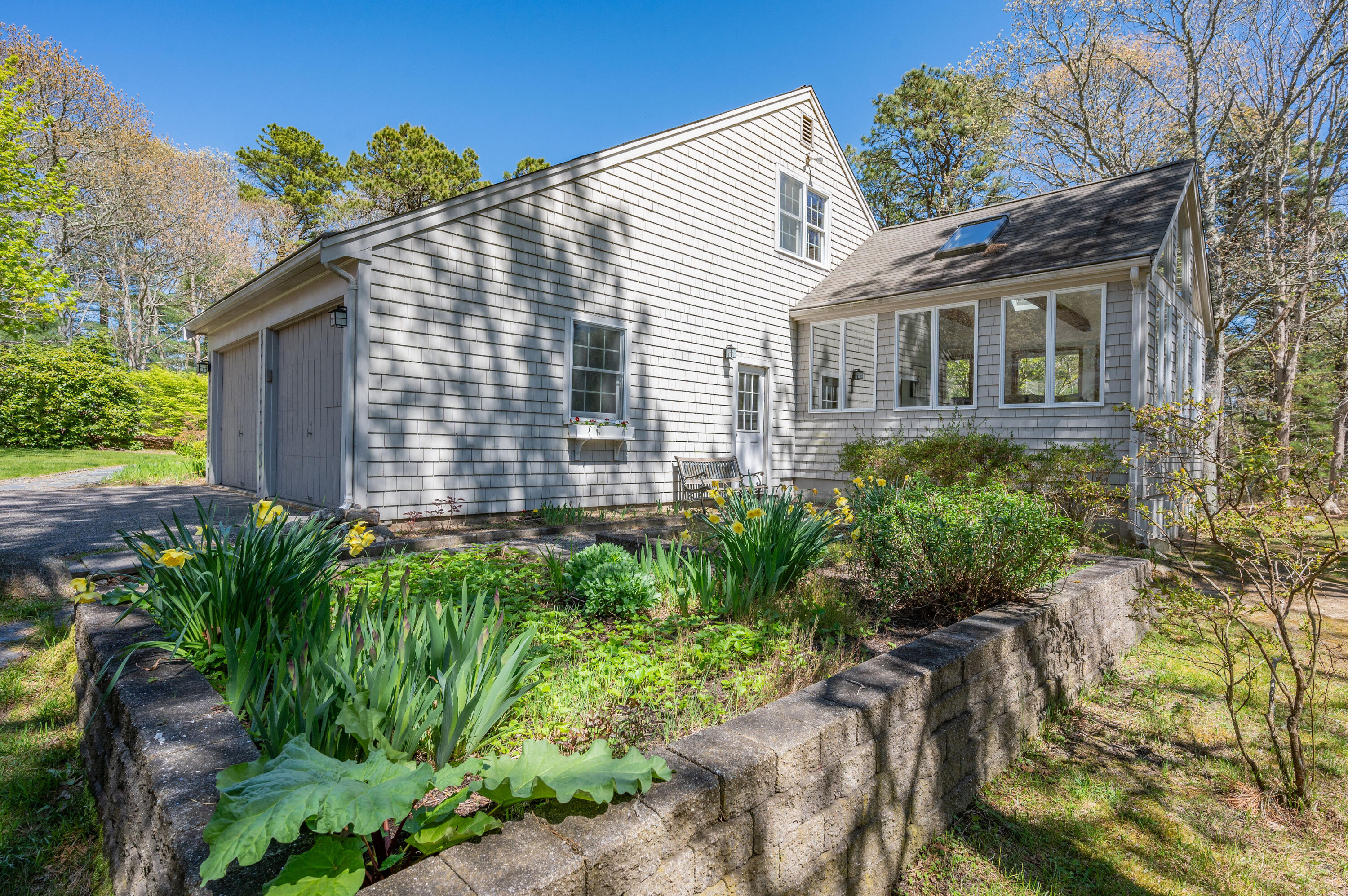 32 Dorcas Drive Barnstable, MA 02630 - Photo 4 of 39 Exterior Side