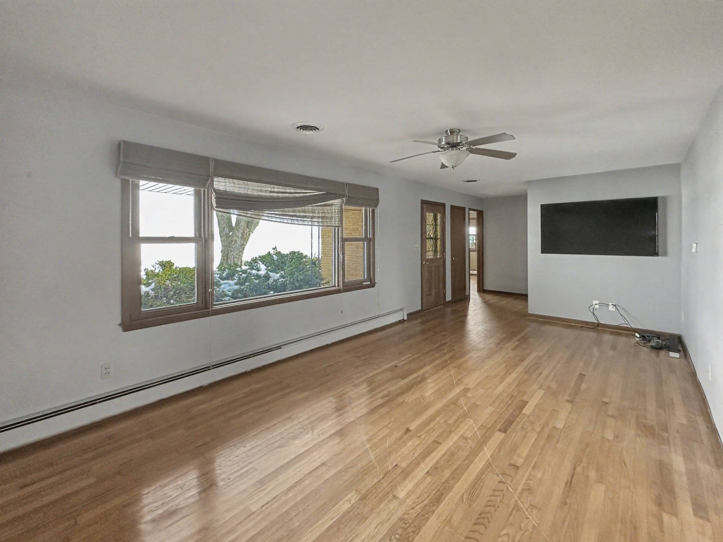 1621 North 2000 East Road Watseka, IL 60970 - Photo 4 of 20