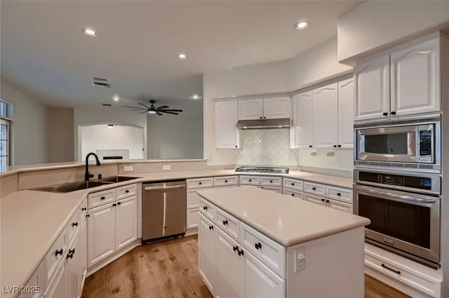 $999,000 | 2448 Ram Crossing Way, Henderson, NV 89074