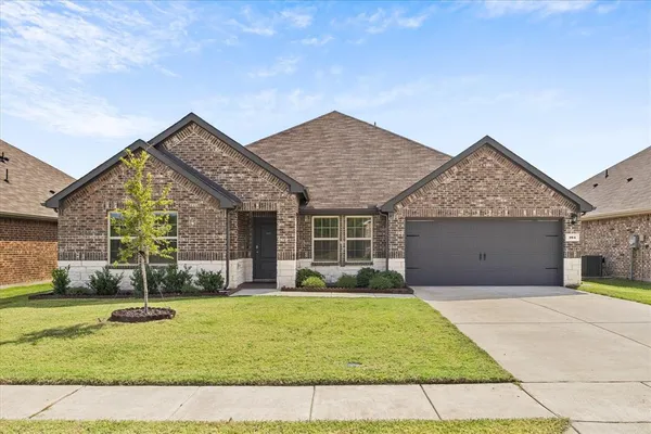 $279,900 | 164 Mapleoak Drive, Caddo Mills, TX 75135