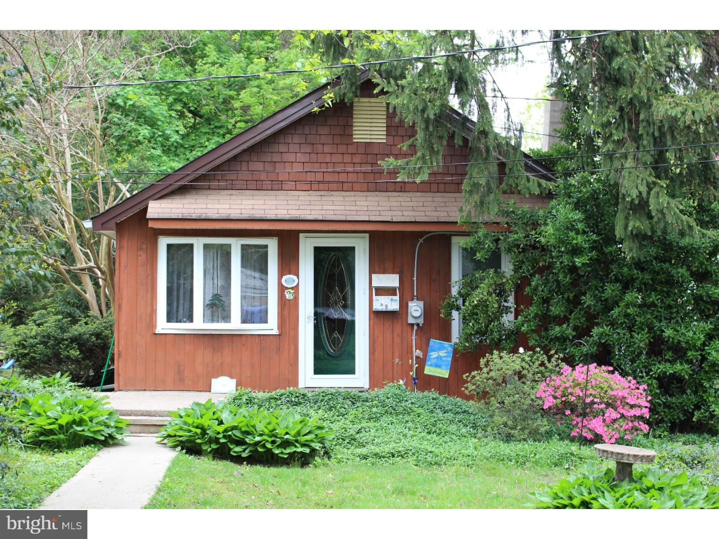 319 Delaware Avenue Riverside, NJ 08075 - Photo 1 of 19 Gallery Image 1