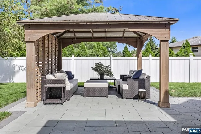 a view of an outdoor sitting space