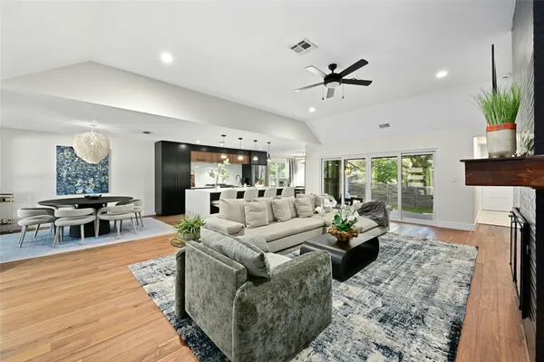 $11,000 | 1901 Glencliff Drive, Austin, TX 78704
