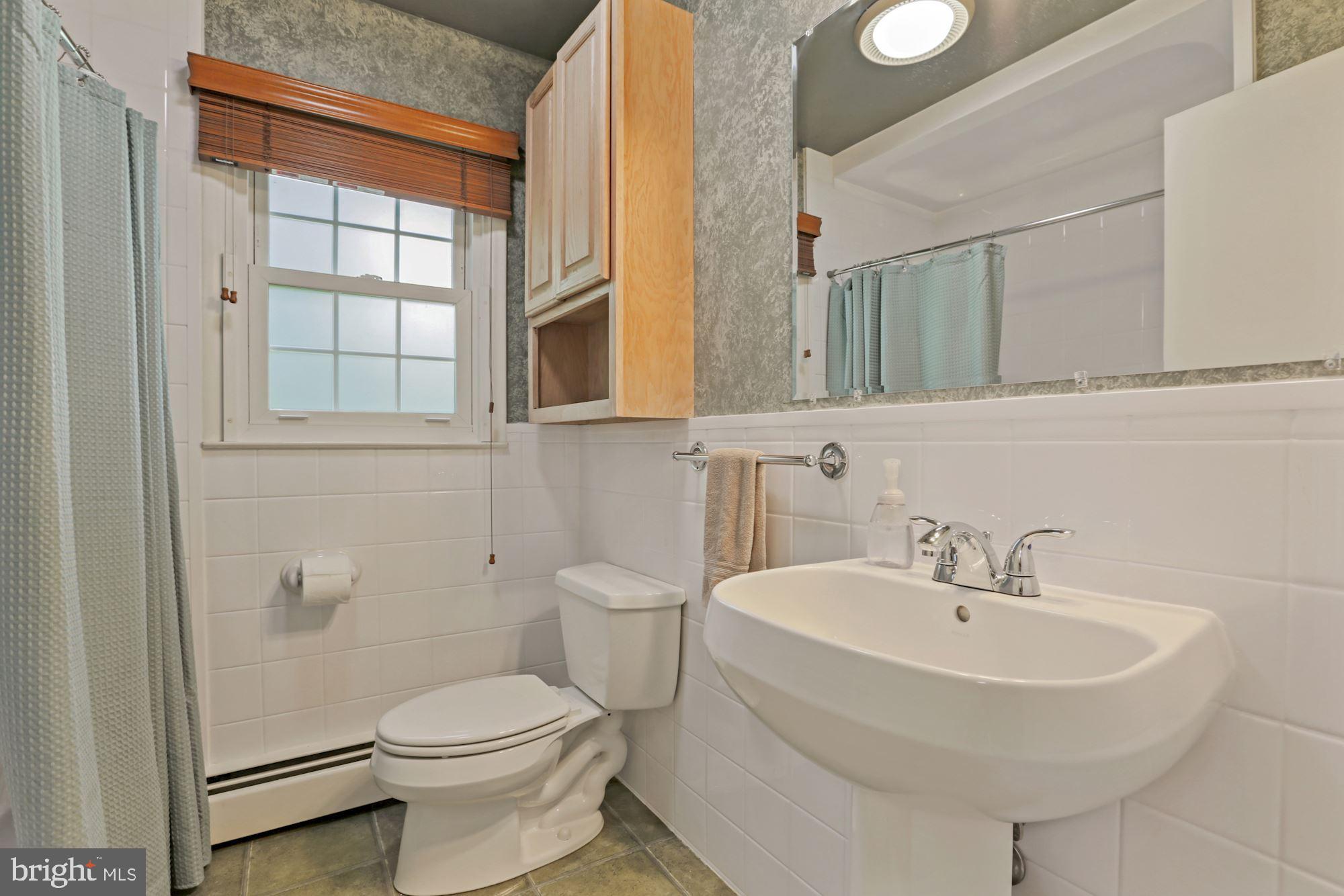 4614 Roundhill Road Ellicott City, MD 21043 - Photo 26 of 41 Gallery Image 26