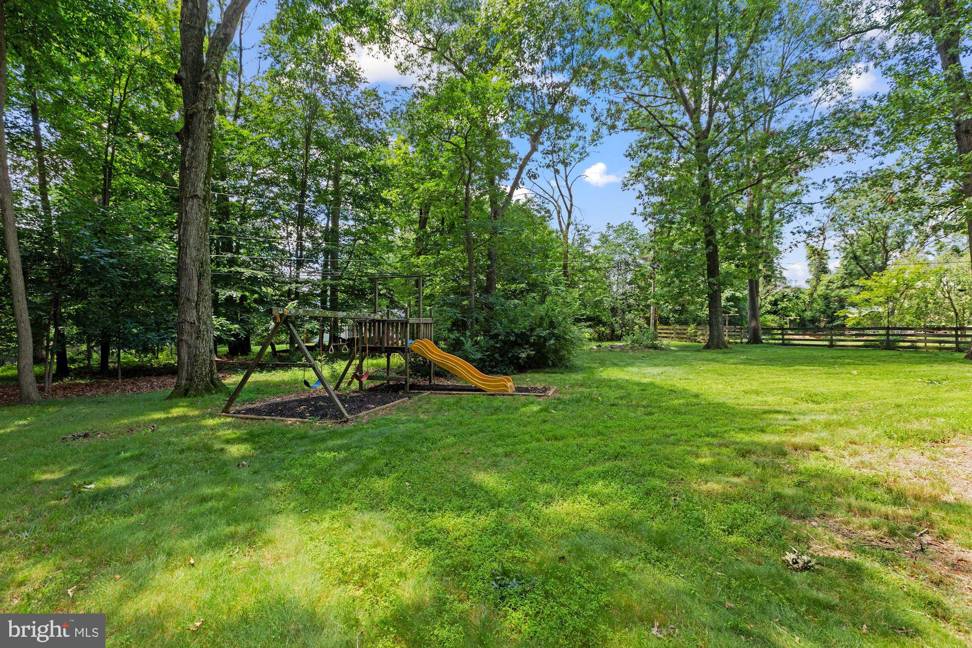 4614 Roundhill Road Ellicott City, MD 21043 - Photo 41 of 41 Gallery Image 41