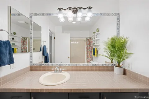 $530,000 | 1658 South Ironton Street, Aurora, CO 80012