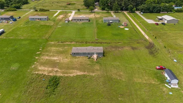 $275,000 | 562 County Road 1220, Grand Saline, TX 75140