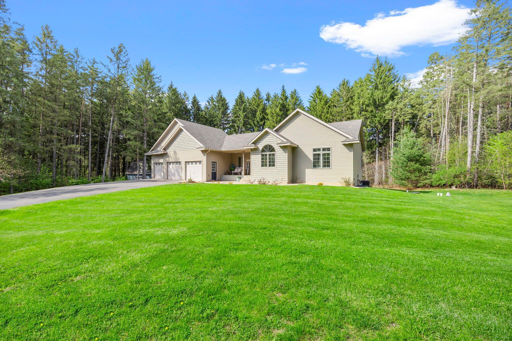 1888 Aspen Road Princeton, MN 55371 - Photo 12 of 98