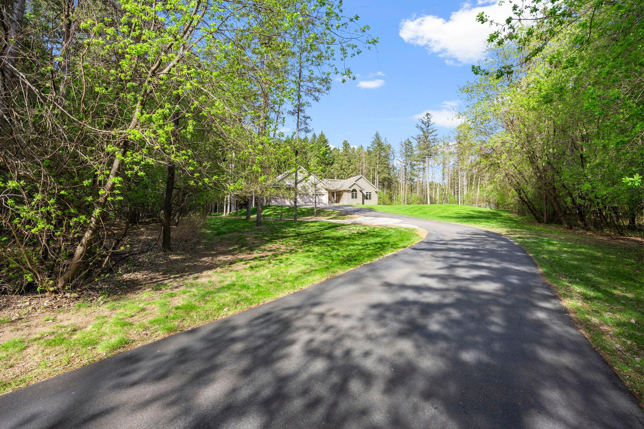 1888 Aspen Road Princeton, MN 55371 - Photo 5 of 98