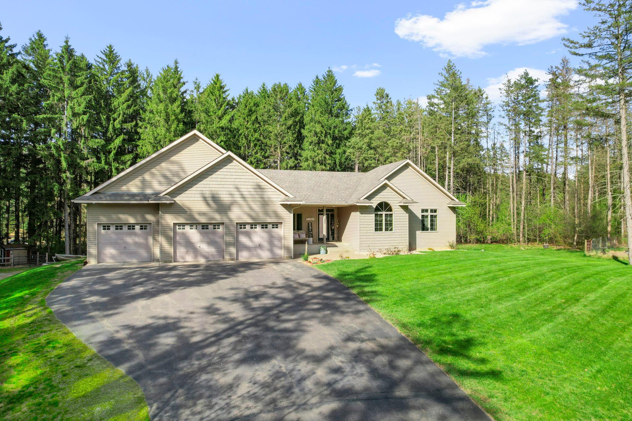 1888 Aspen Road Princeton, MN 55371 - Photo 7 of 98